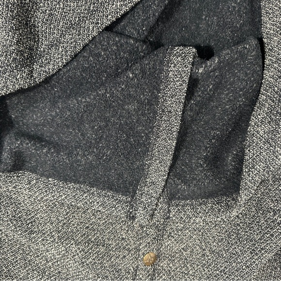 LL Bean jacket/sweater, size 2X, marled gray, layer, spring, autumn, shacket - Picture 6 of 9